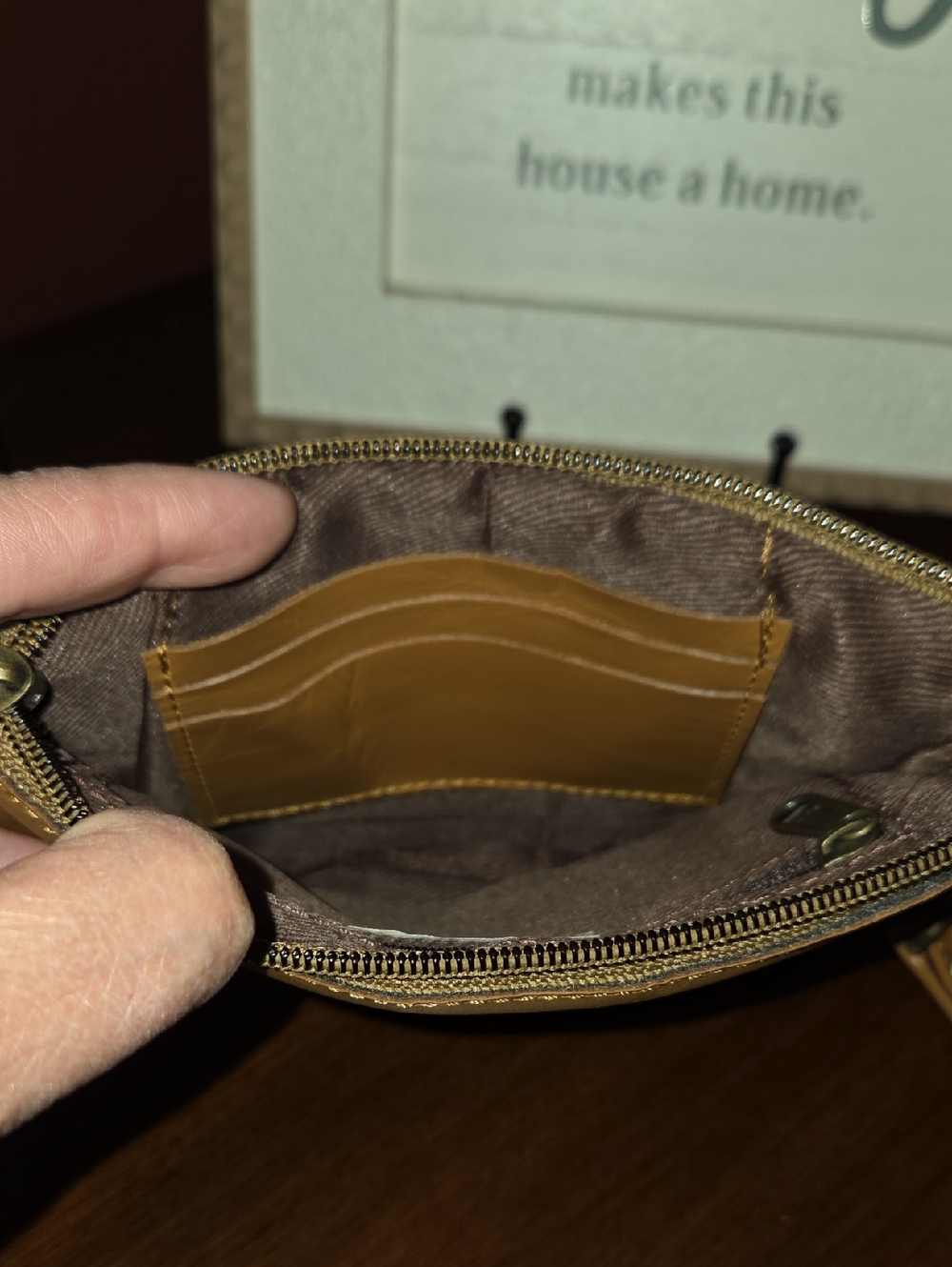 Handcrafted Genuine Leather Wristlet NWOT - Picture 10 of 11